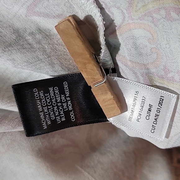 TORRID 2X WHITE PASTEL PAISLEY SLEEVELESS SUMMER TANK TOP BOHEMIAN CASUAL SHIRT - Picture 7 of 15